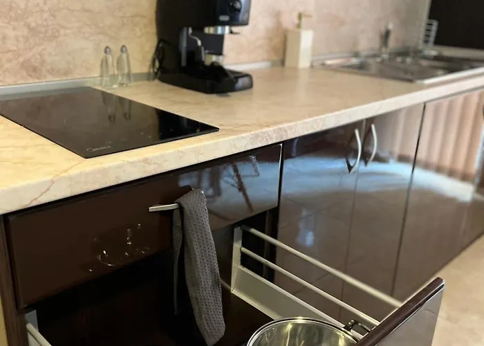 кокалу бийч Apartman