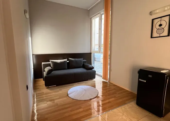 кокалу бийч Apartman *