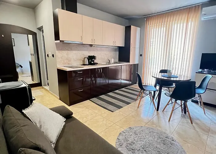 кокалу бийч Apartman Neszebar
